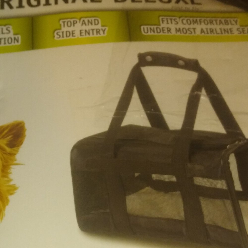 Sherpa orginal first to fly pet carrier